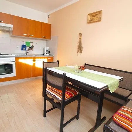 Fuer 4 Personen Ca 50 Qm In Fazana, Istrien Istrische Riviera Apartment Fazana