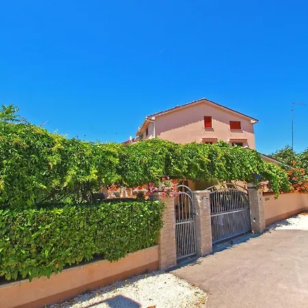 Fuer 4 Personen Ca 50 Qm In Fazana, Istrien Istrische Riviera Apartment Fazana